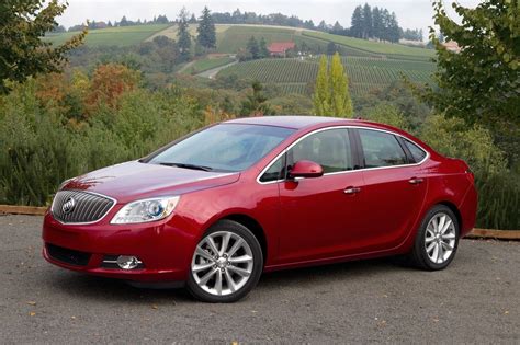 2017 Buick Verano Owners Manual